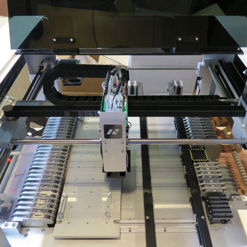 သံလမ်းအသေးစား PNP SMD စက် Chip PCBA SMT Assembly Mounter